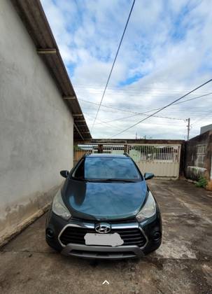 HYUNDAI HB20X 1.6 16V STYLE FLEX 4P AUTOMÁTICO